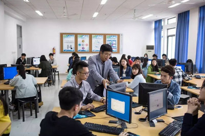 云南省曲靖農業學校電子商務專業
